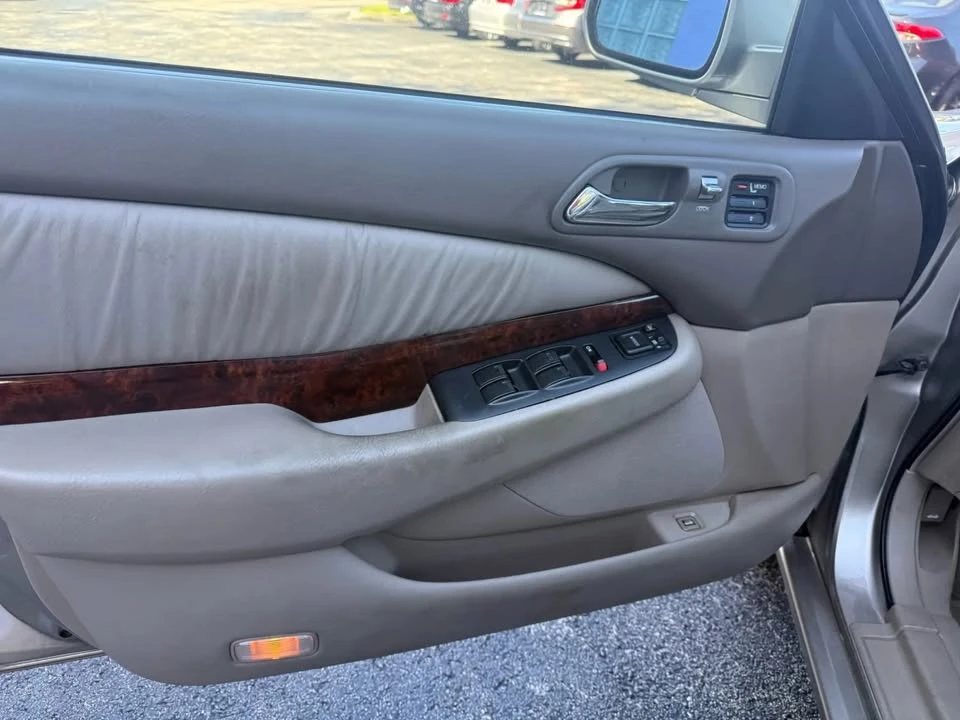 2003 Acura TL 2nd Gen - Image 13 of 20