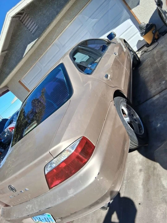 2003 Acura TL 2nd Gen - Image 3 of 4