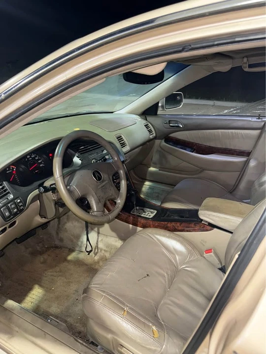 2003 Acura TL 2nd Gen - Image 3 of 4
