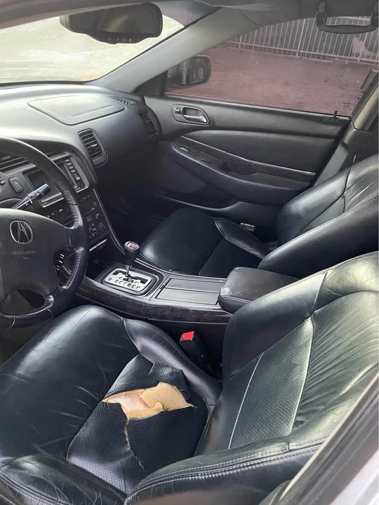 2003 Acura TL 2nd Gen - Image 6 of 11