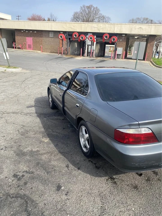 2003 Acura TL 2nd Gen - Image 10 of 11