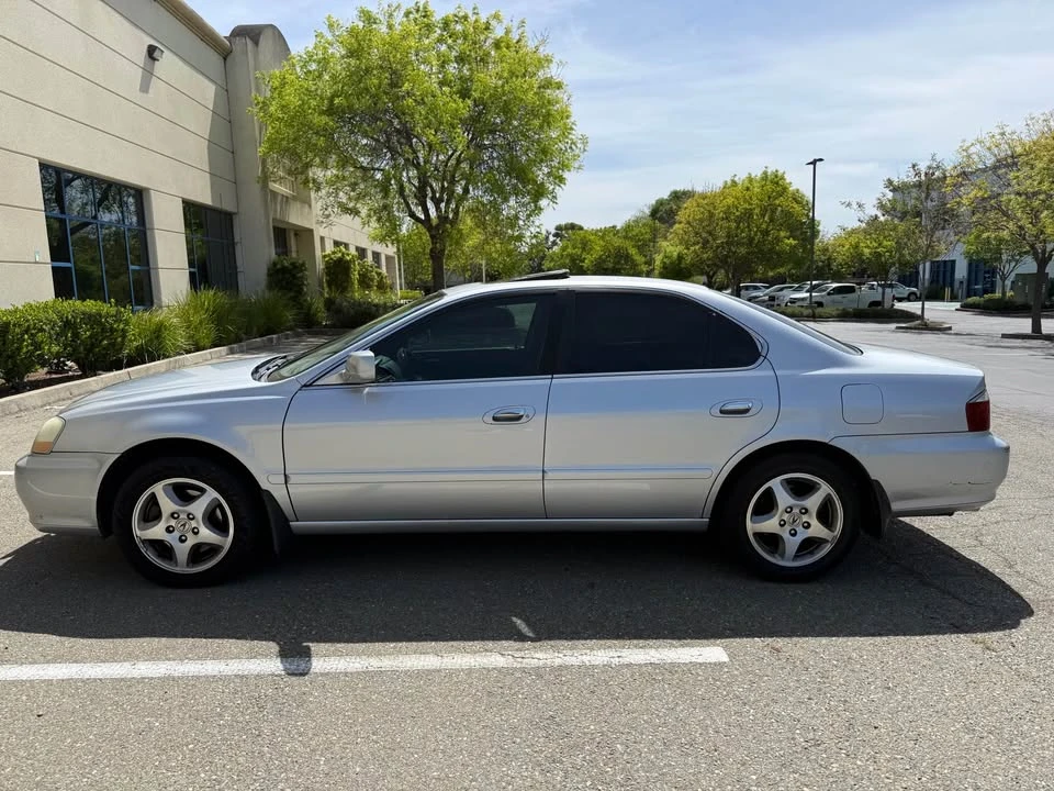 2003 Acura TL 2nd Gen - Image 2 of 18