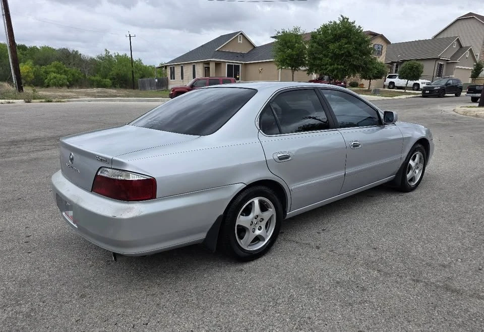 2003 Acura TL 2nd Gen - Image 6 of 12