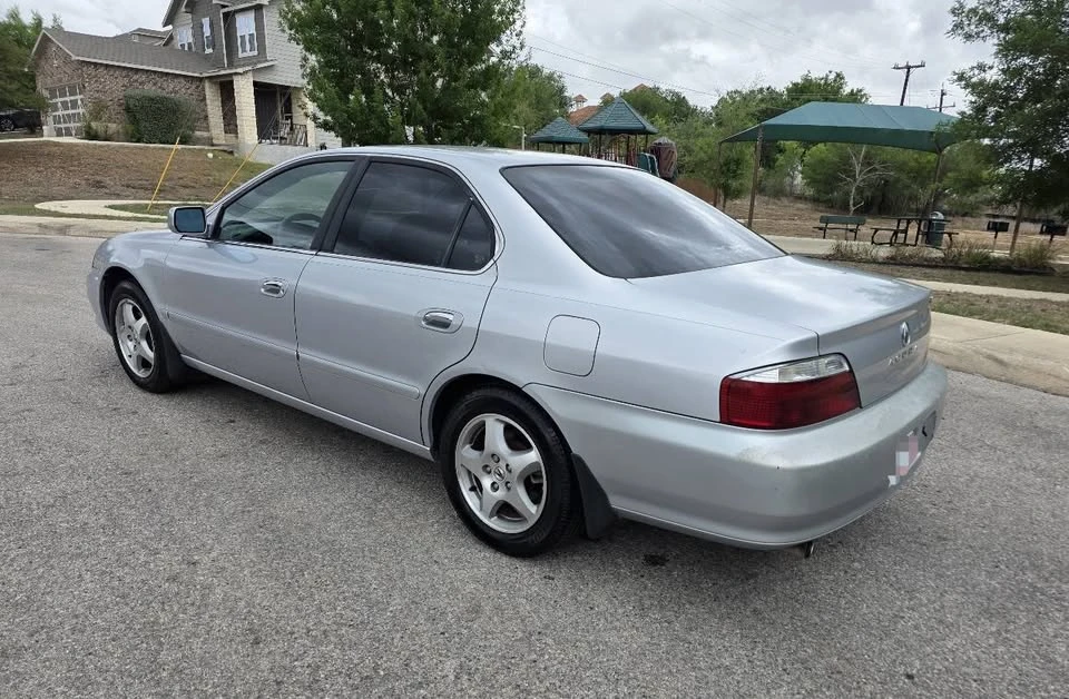 2003 Acura TL 2nd Gen - Image 3 of 12