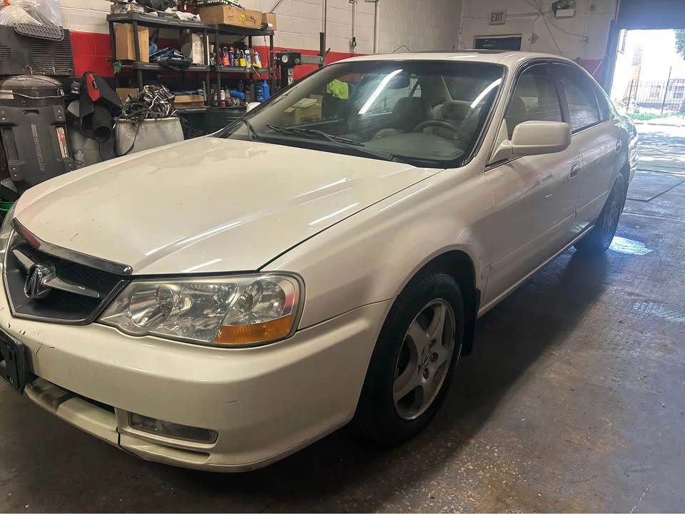 2003 Acura TL 2nd Gen - Image 2 of 9