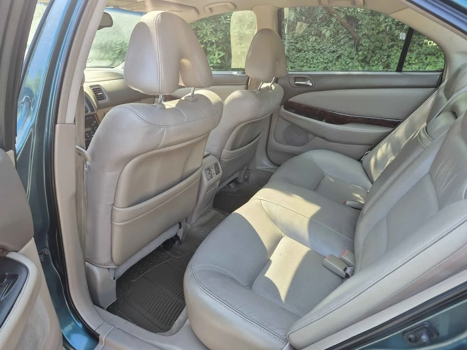 2003 Acura TL 2nd Gen - Image 4 of 8