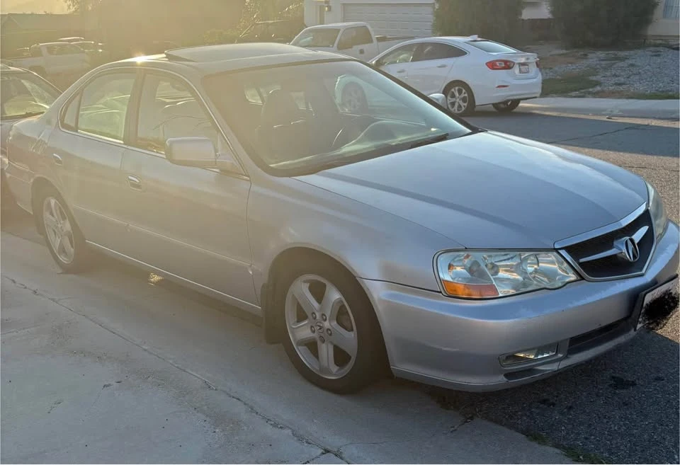 2003 Acura TL 2nd Gen - Image 2 of 5