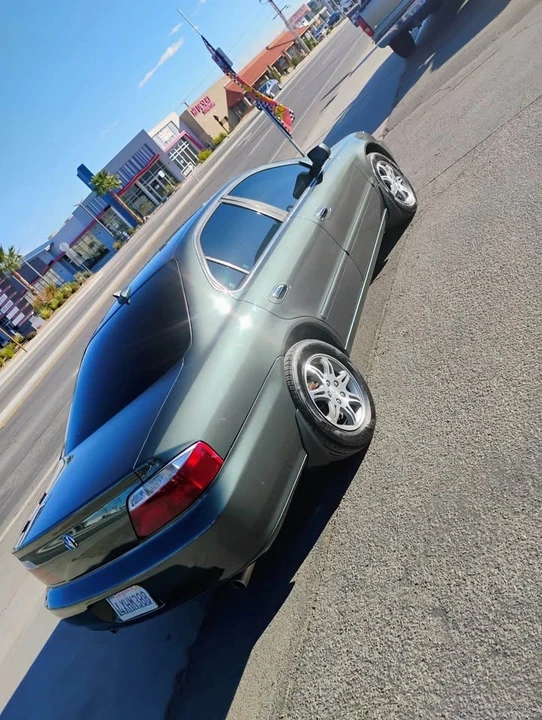 2003 Acura TL 2nd Gen - Image 4 of 11