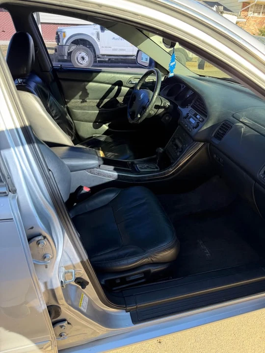 2003 Acura TL 2nd Gen - Image 7 of 15