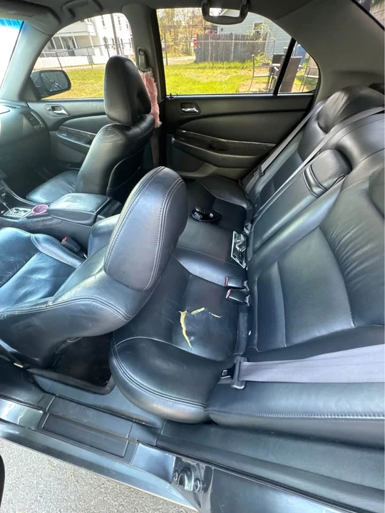 2003 Acura TL 2nd Gen - Image 3 of 8