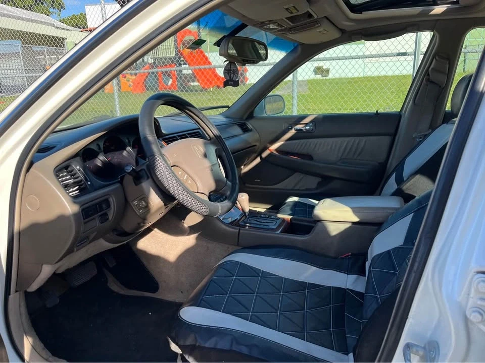 2003 Acura TL 2nd Gen - Image 3 of 3