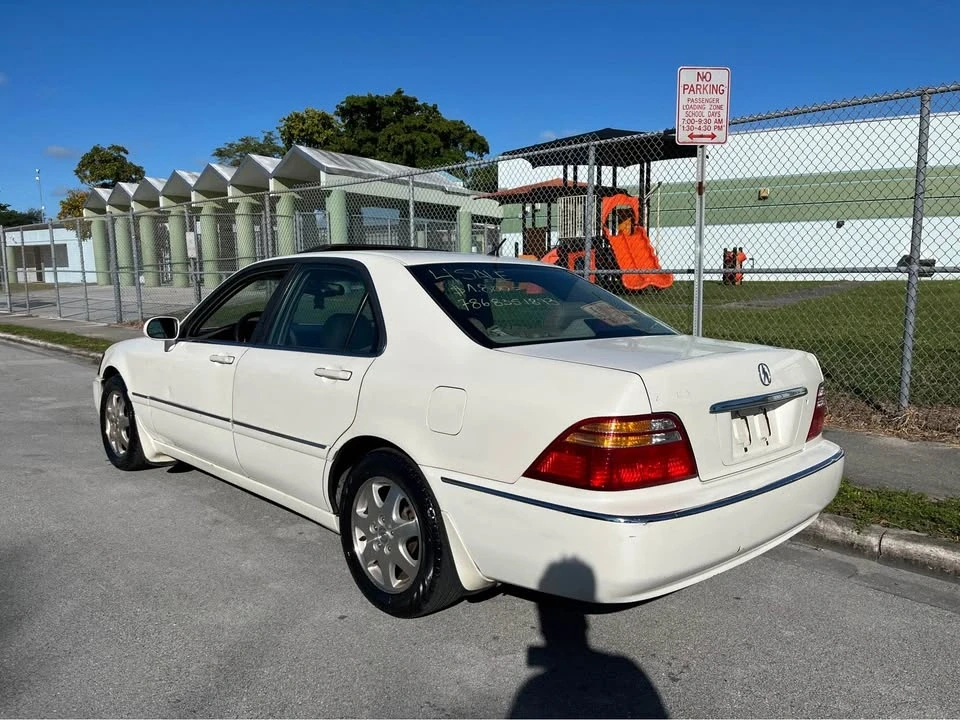 2003 Acura TL 2nd Gen - Image 2 of 3
