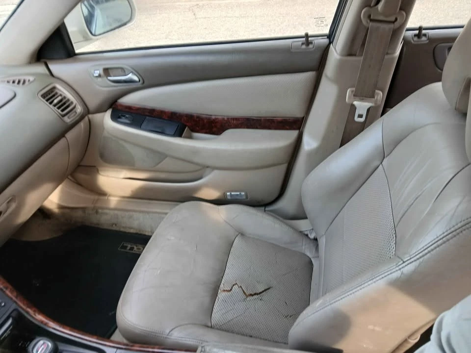 2003 Acura TL 2nd Gen - Image 9 of 18