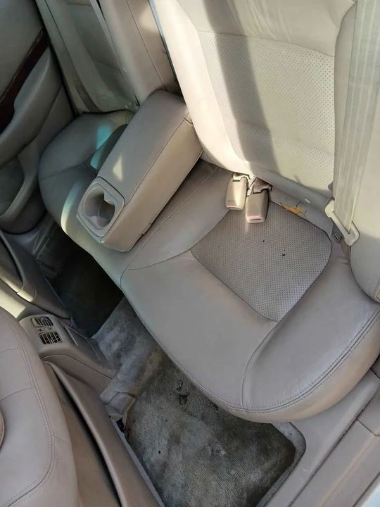 2003 Acura TL 2nd Gen - Image 13 of 18