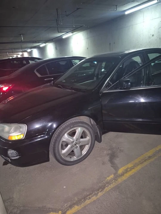 2003 Acura TL 2nd Gen - Image 4 of 5
