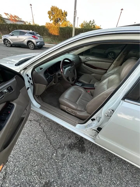 2003 Acura TL 2nd Gen - Image 11 of 16