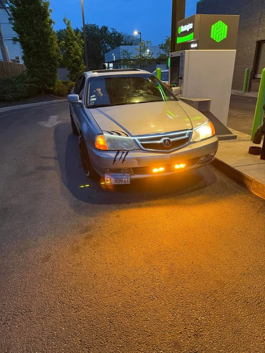 2003 Acura TL 2nd Gen - Image 6 of 9
