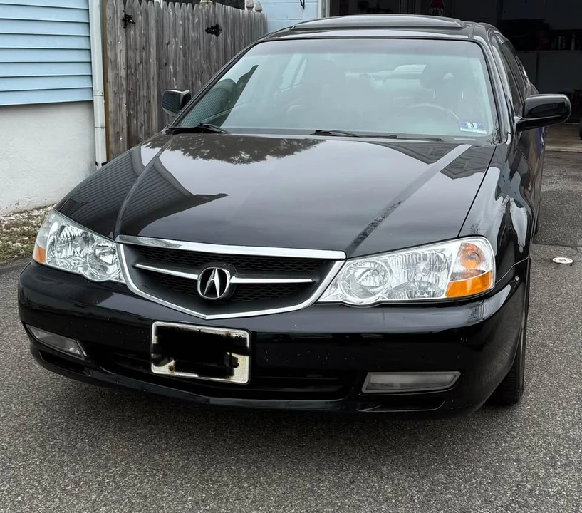 2003 Acura TL 2nd Gen - Image 2 of 8