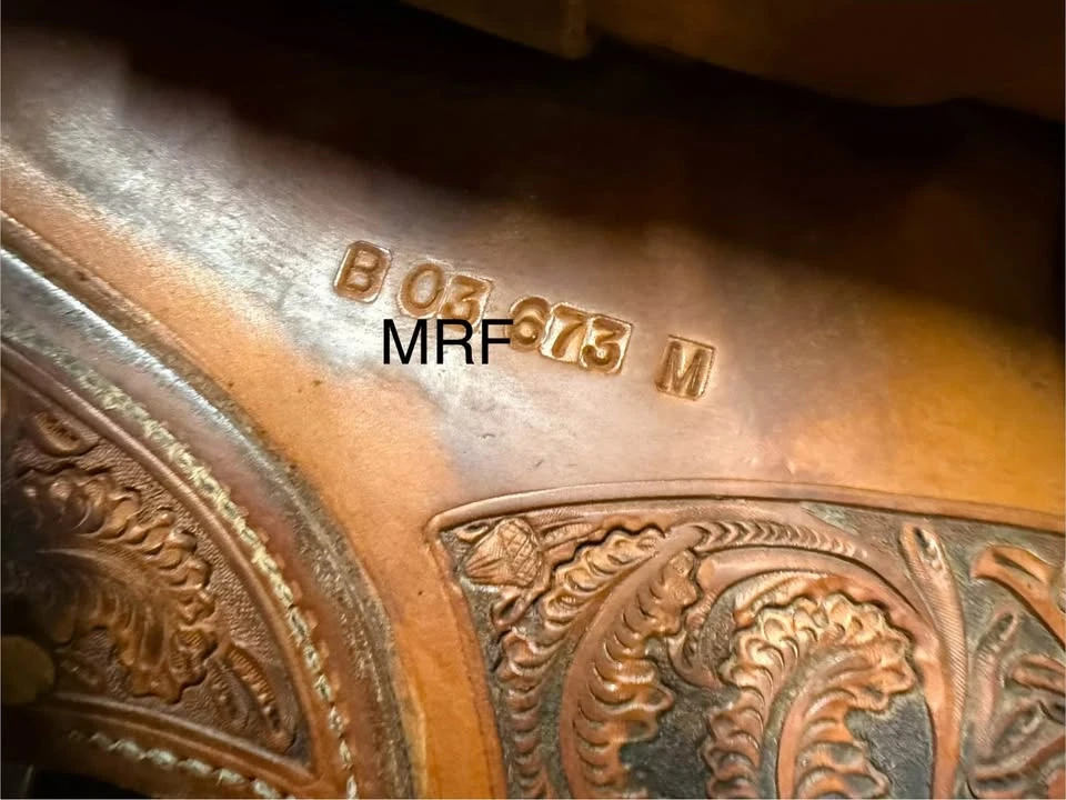 2003 Parts & Memorabilia Seats & Interior - Image 2 of 2