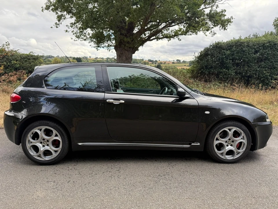 2003 Alfa Romeo 147 GTA - Image 15 of 30