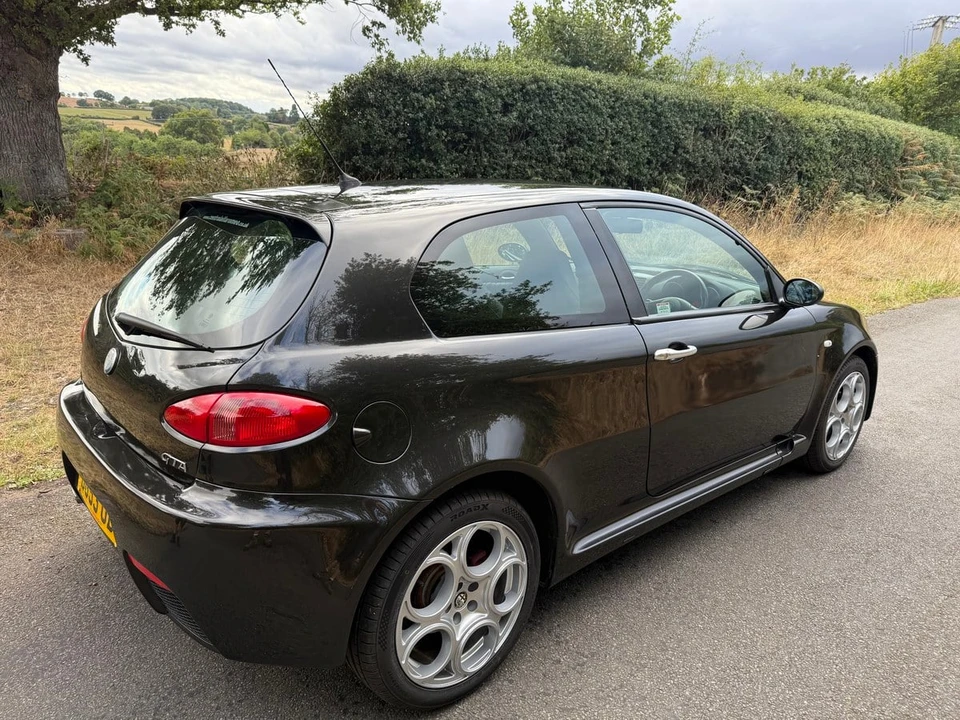 2003 Alfa Romeo 147 GTA - Image 12 of 30