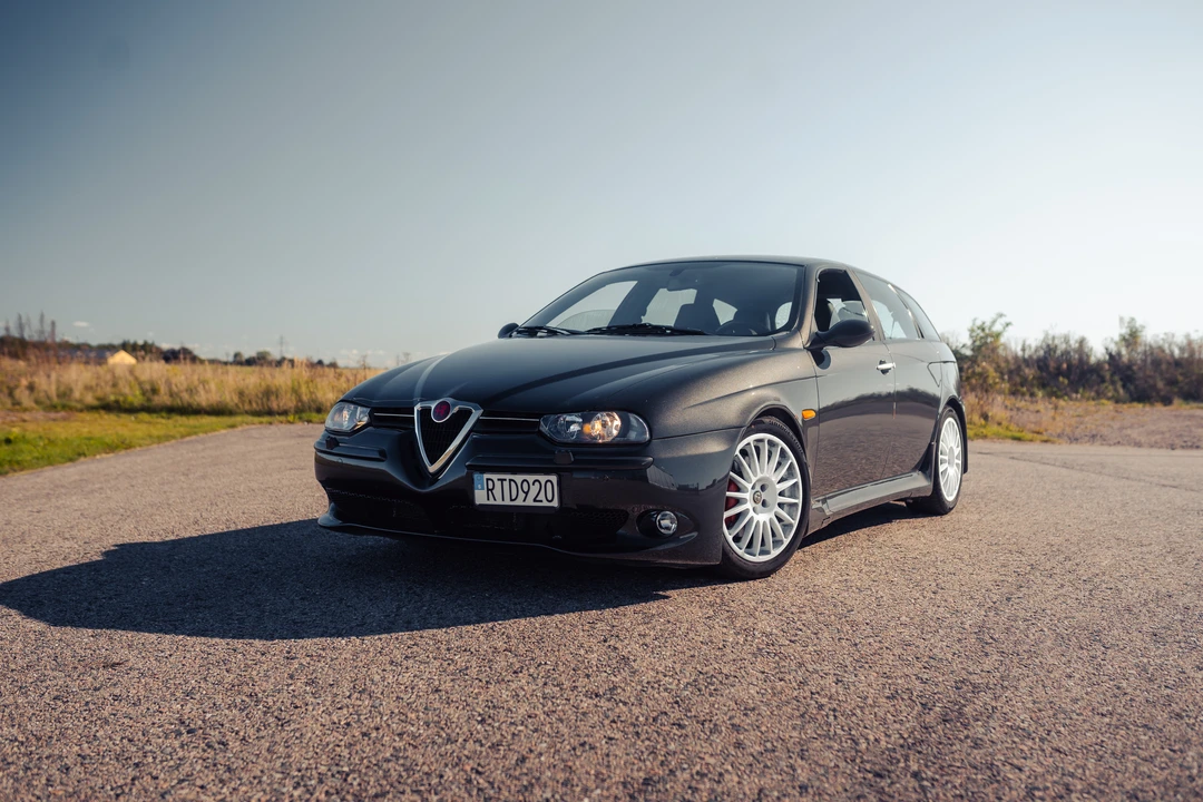 2003 Alfa Romeo 156 GTA - Image 11 of 31