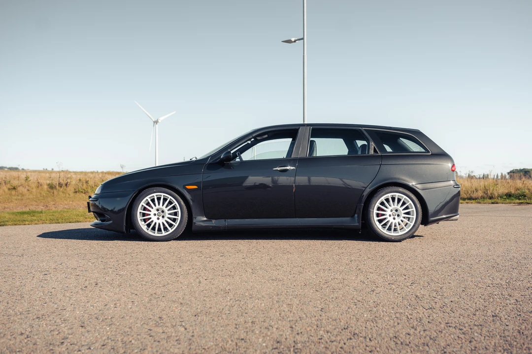 2003 Alfa Romeo 156 GTA - Image 4 of 31
