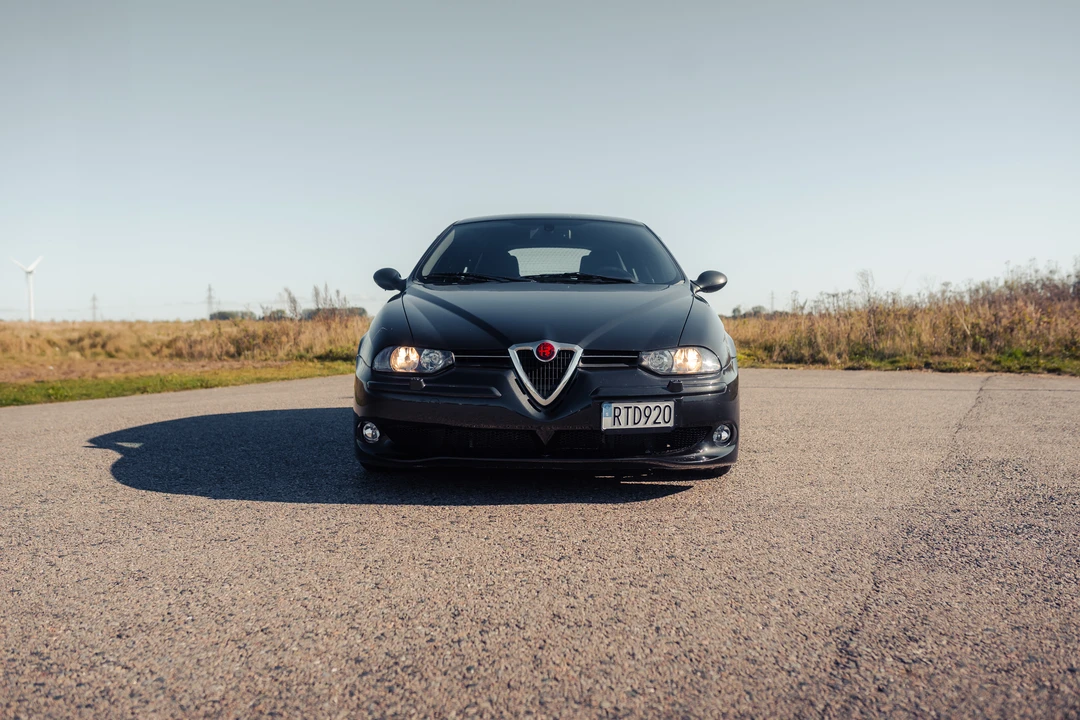2003 Alfa Romeo 156 GTA - Image 2 of 31