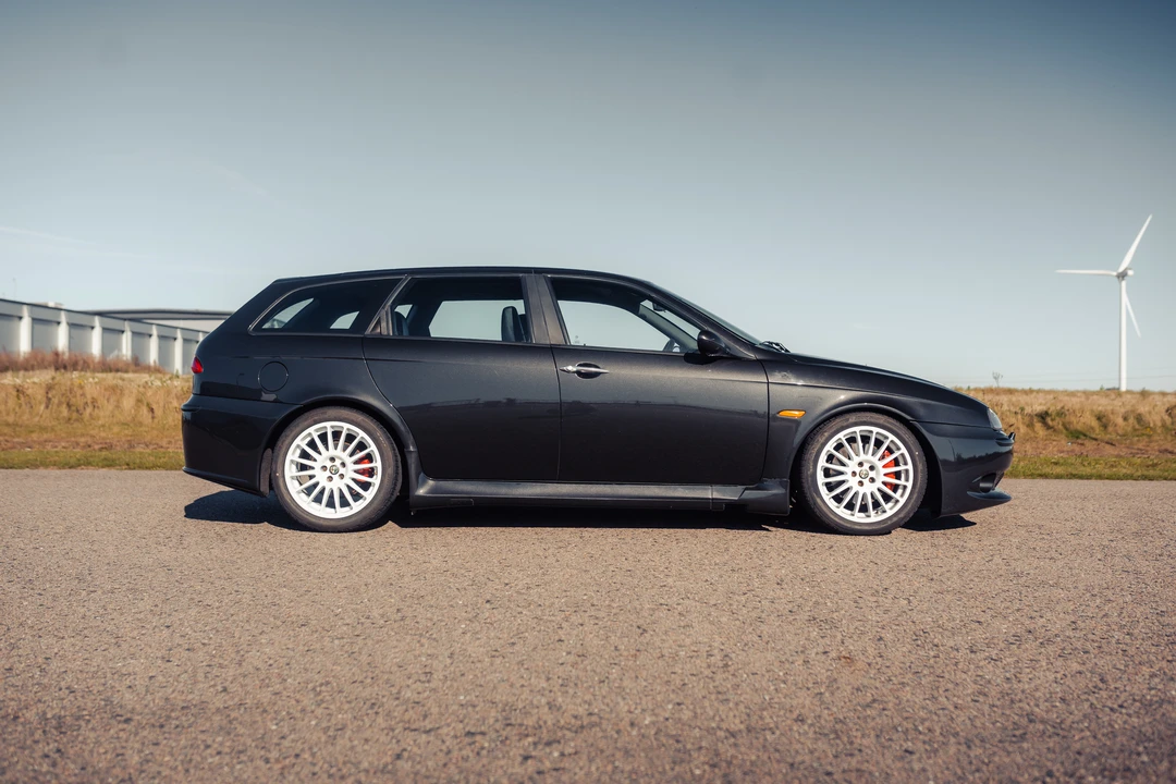 2003 Alfa Romeo 156 GTA - Image 16 of 31