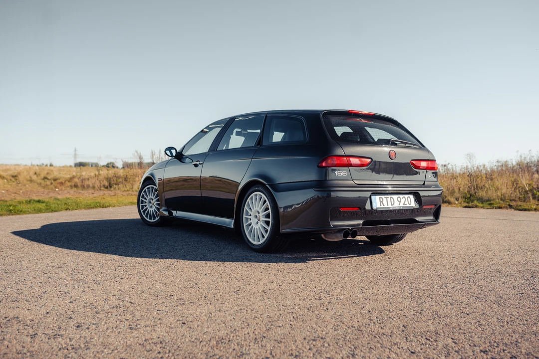 2003 Alfa Romeo 156 GTA - Image 5 of 31