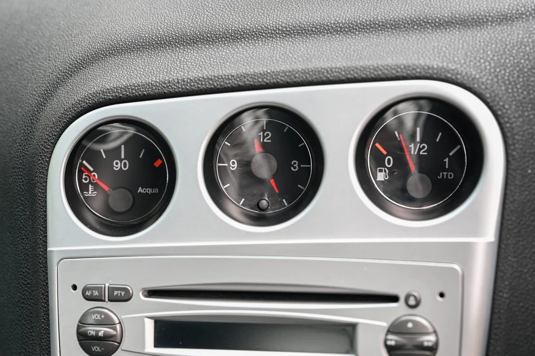 2003 Alfa Romeo 156 - Image 22 of 31