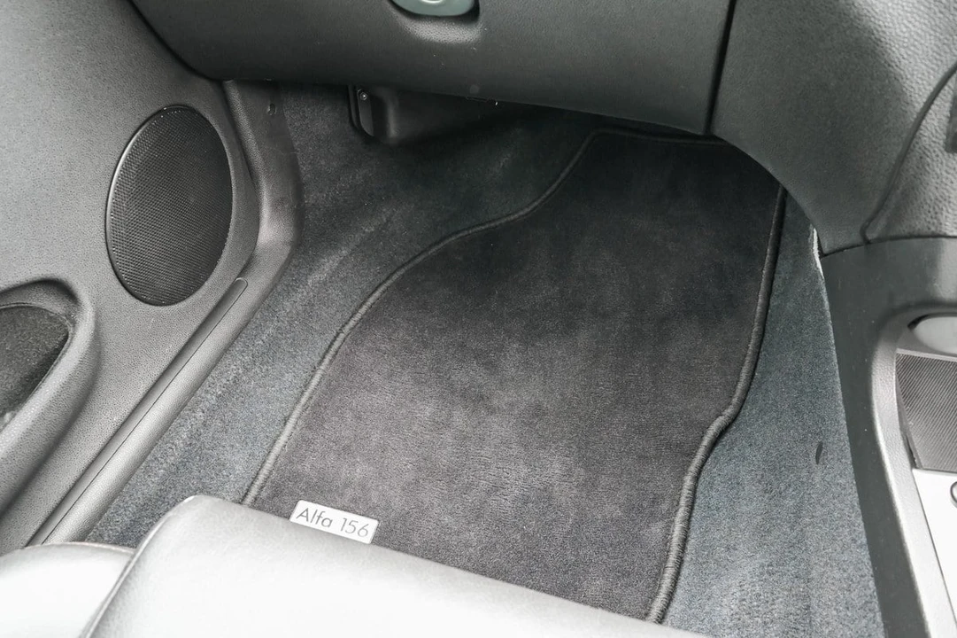 2003 Alfa Romeo 156 - Image 26 of 31