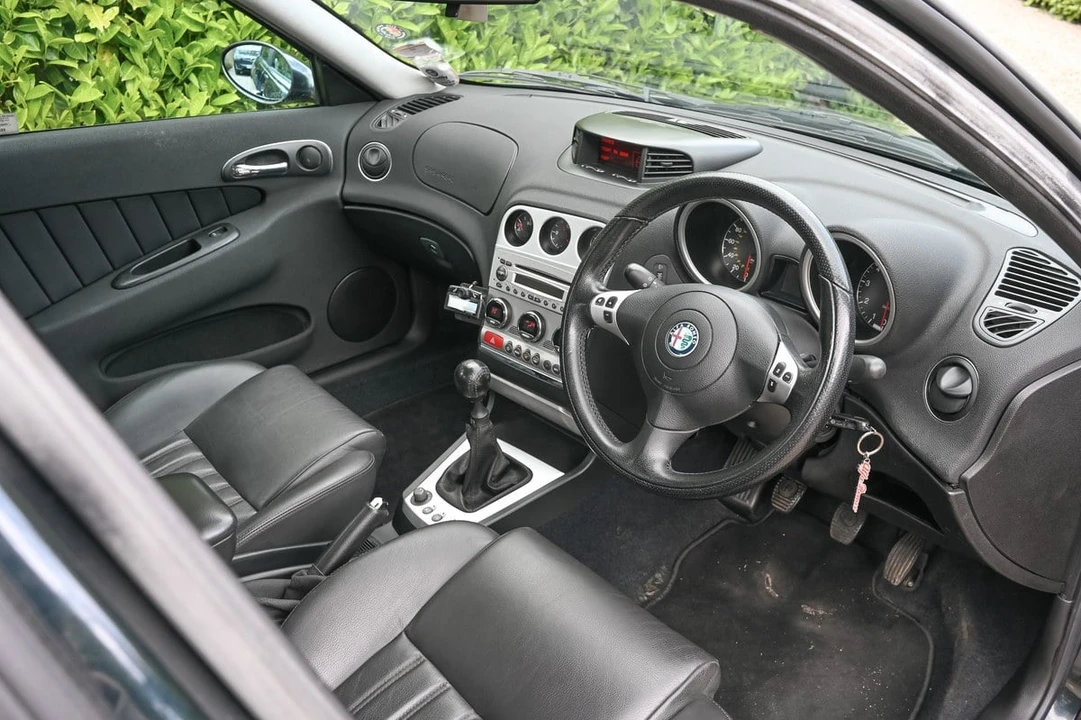 2003 Alfa Romeo 156 - Image 2 of 31