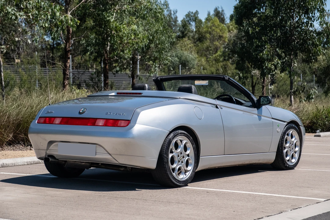 2003 Alfa Romeo 916 GTV & Spider - Image 13 of 31