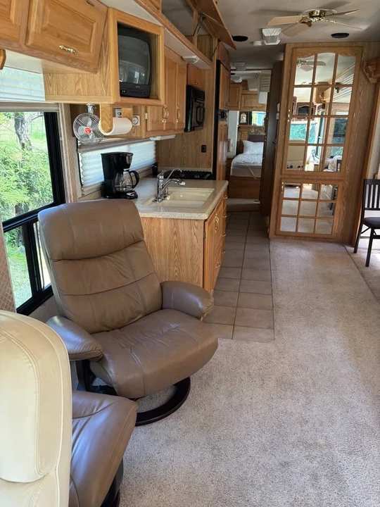 2003 Alfa Leisure RVs - Image 8 of 20