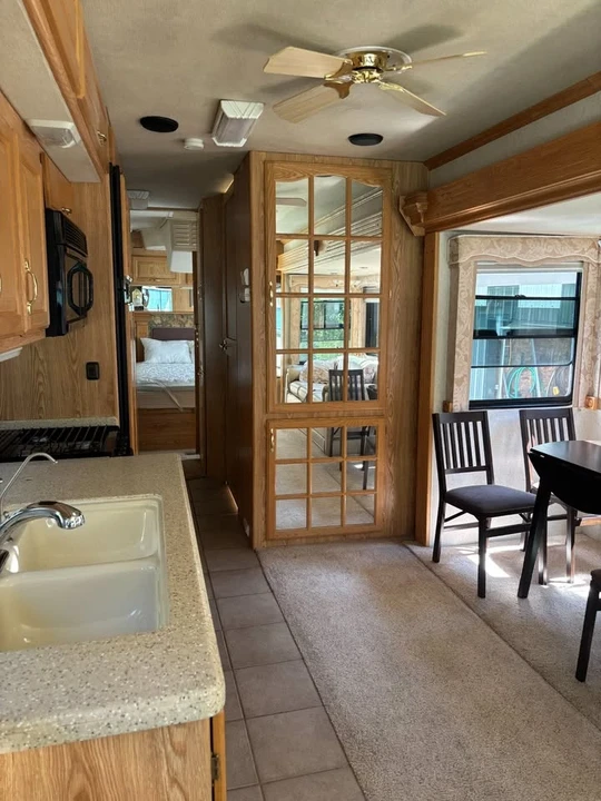 2003 Alfa Leisure RVs - Image 11 of 20