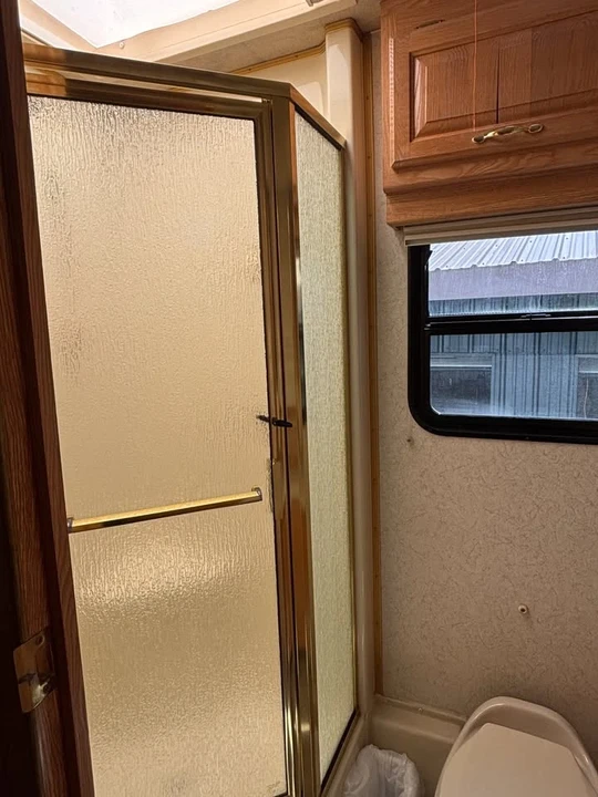 2003 Alfa Leisure RVs - Image 14 of 20