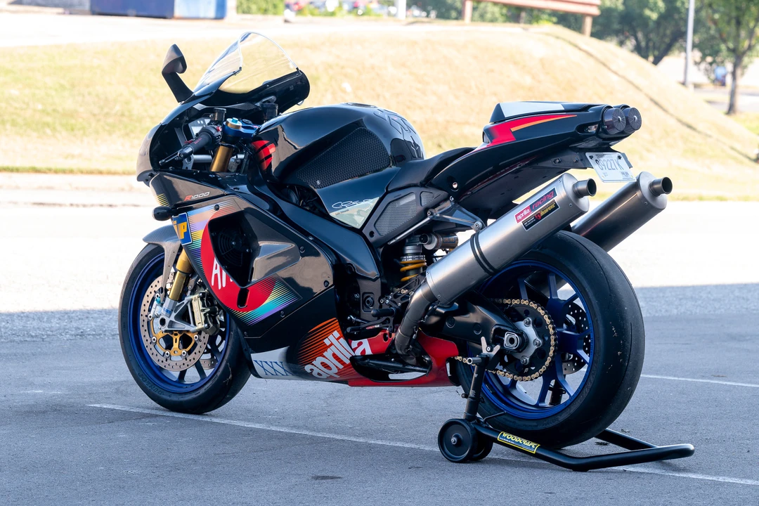 2003 Aprilia - Image 7 of 31