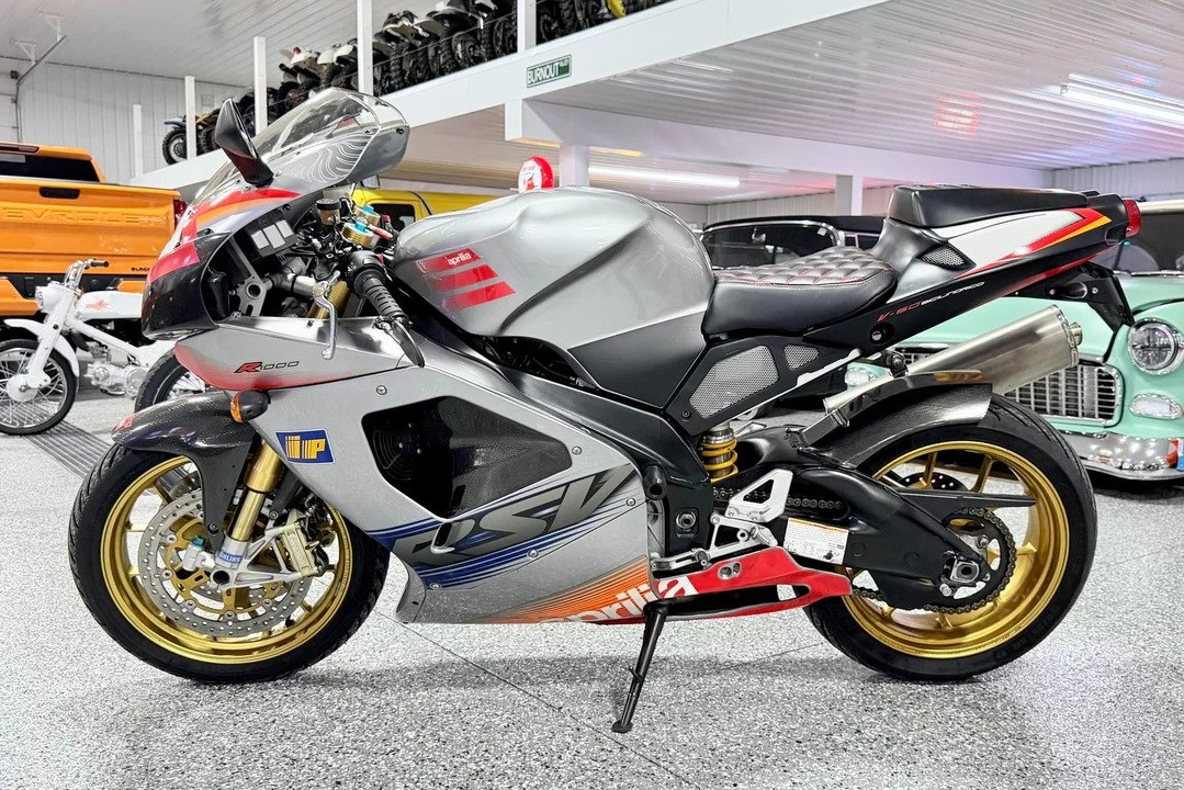 2003 Aprilia - Image 7 of 31