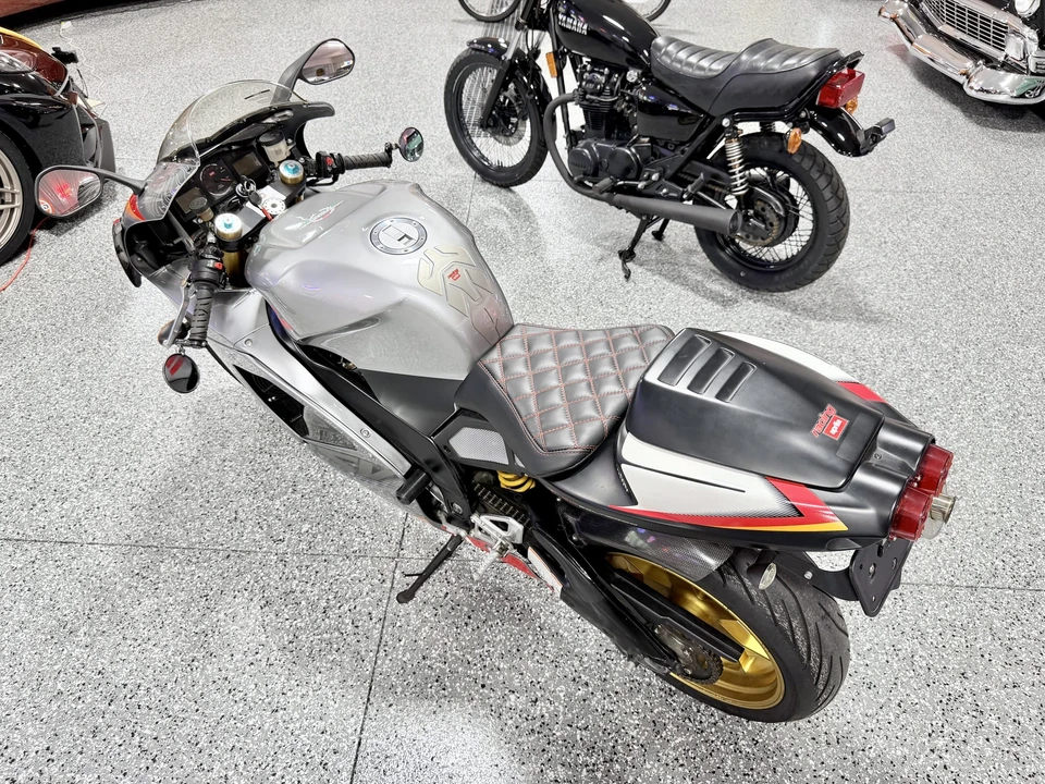 2003 Aprilia - Image 12 of 31