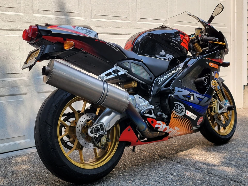 2003 Aprilia - Image 9 of 31