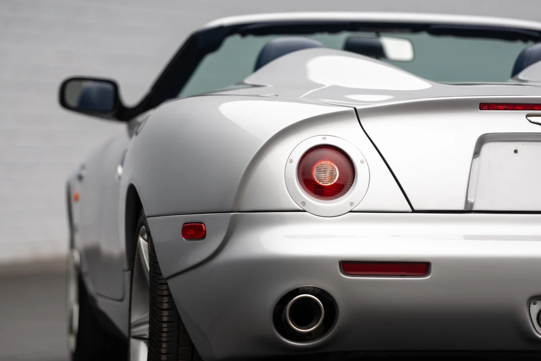 2003 Aston Martin Vanquish 1st Gen - Image 31 of 31