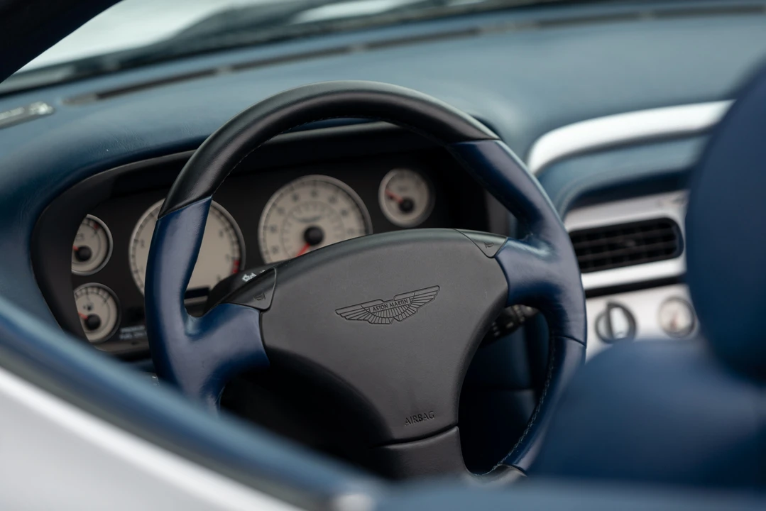 2003 Aston Martin Vanquish 1st Gen - Image 13 of 31