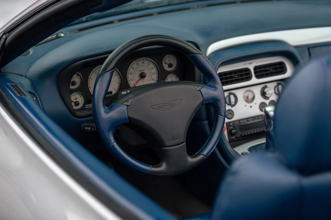 2003 Aston Martin Vanquish 1st Gen - Image 15 of 31