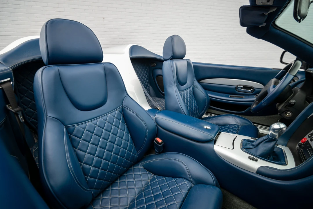 2003 Aston Martin Vanquish 1st Gen - Image 21 of 31