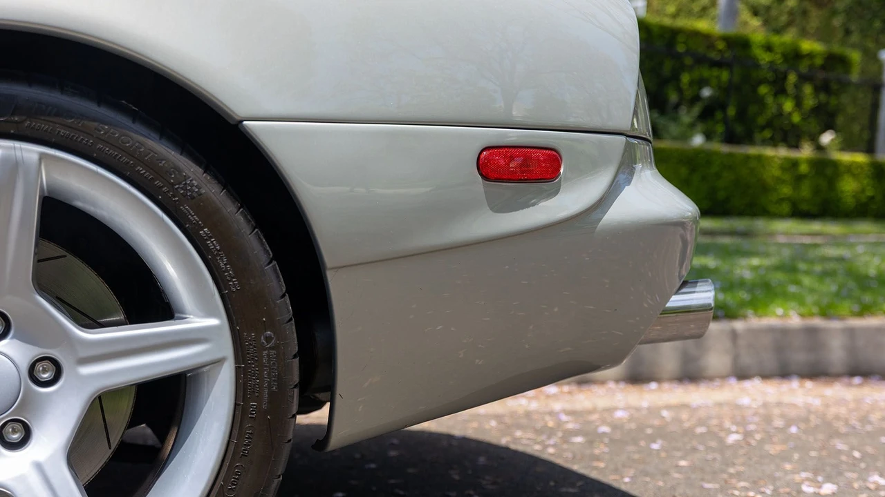 2003 Aston Martin DB AR1 - Image 26 of 31