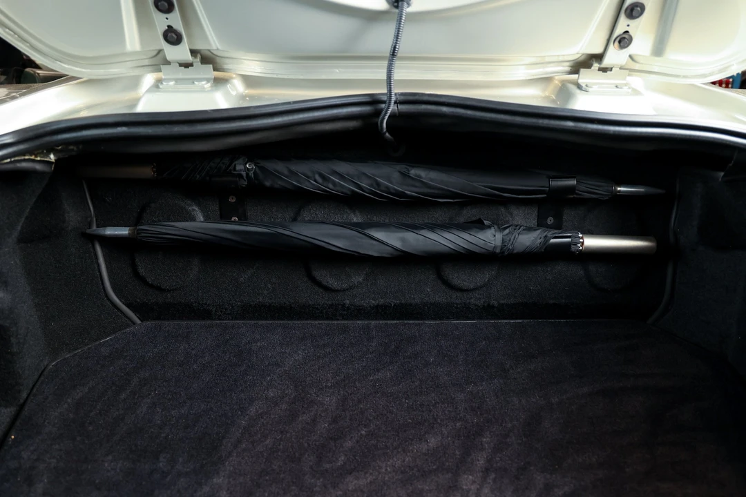 2003 Aston Martin DB AR1 - Image 9 of 31