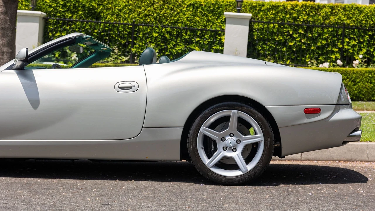 2003 Aston Martin DB AR1 - Image 30 of 31