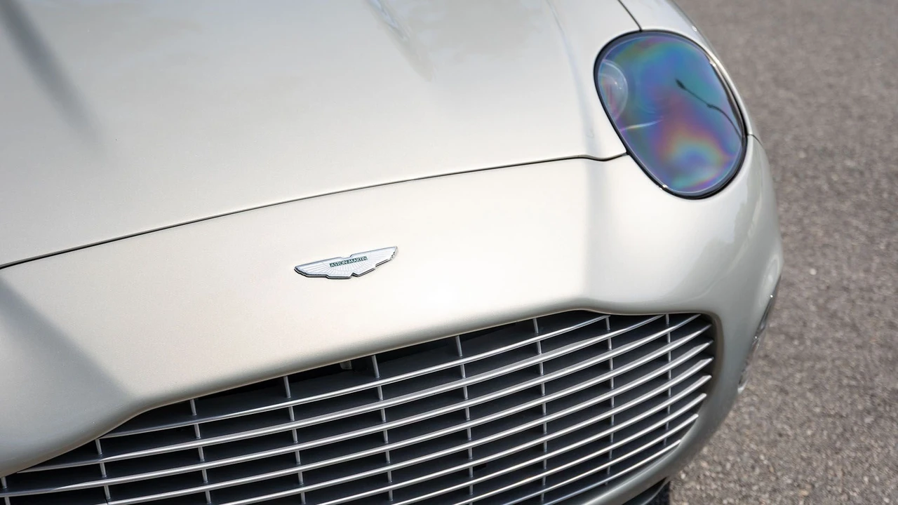 2003 Aston Martin DB AR1 - Image 14 of 31