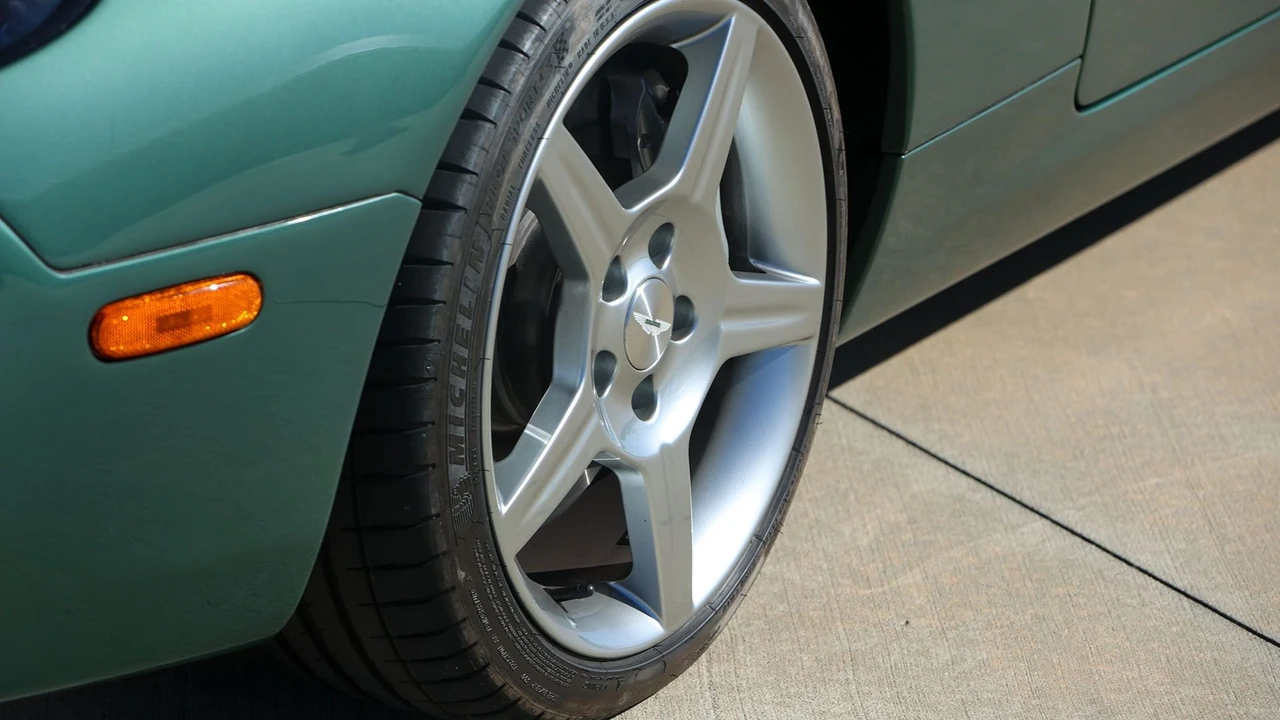 2003 Aston Martin DB AR1 - Image 31 of 31